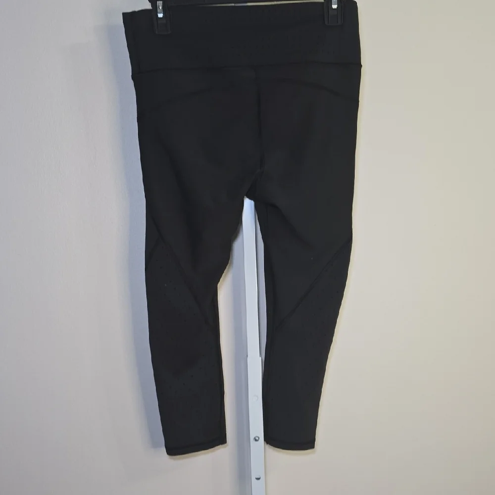 Athleta Black Active Leggings Ladies Sz M‎